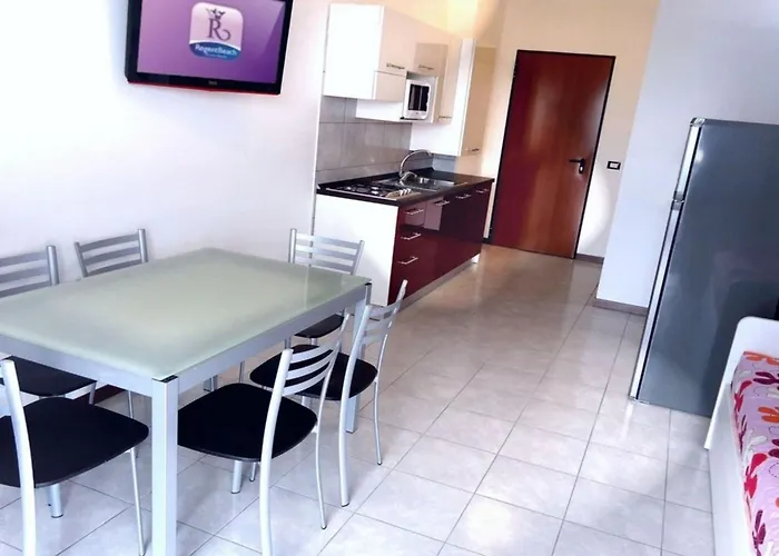 Apartment Modern Flat With Large Terrace