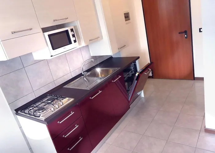 Apartment Modern Flat With Large Terrace *